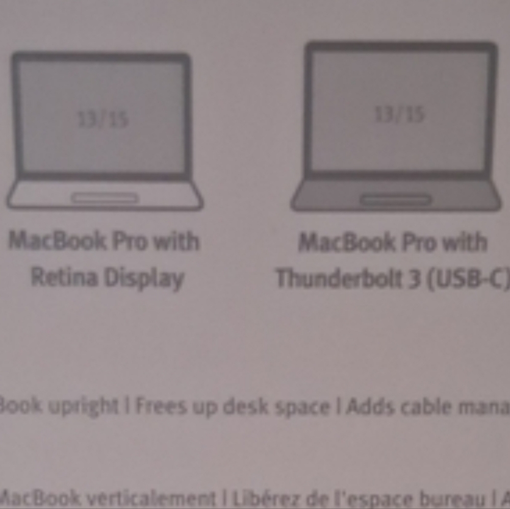 ❄️❄️$25. Apple MacBook in Silver Stand - Picture 5 of 5